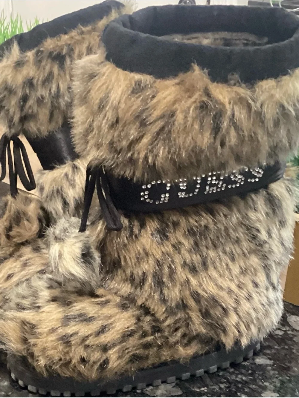Guess cozy faux
